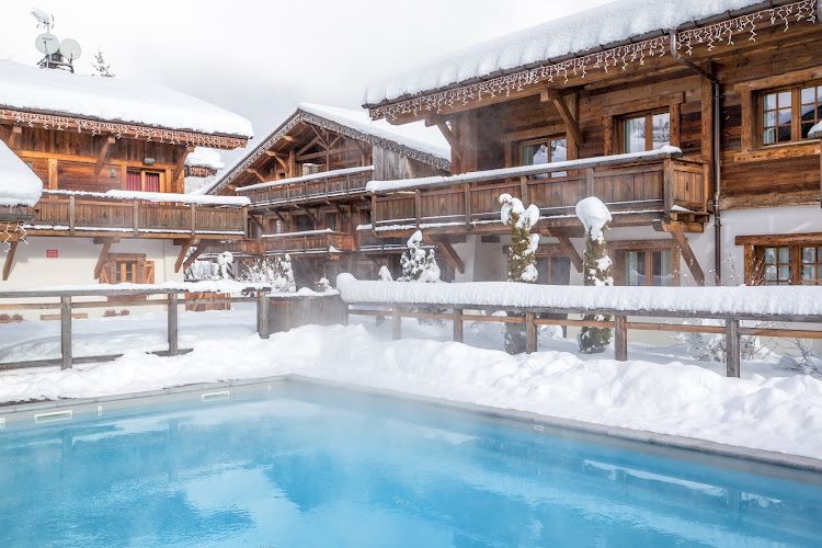 Hôtel Les Loges Blanches