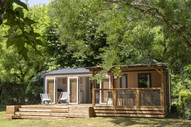 Camping La Ferme De La Serraz 5 étoiles - Romanée