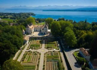 Le chateau de Prangins - Lac Léman