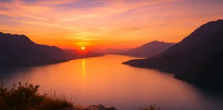 coucher de soleil sur le lac d'annecy