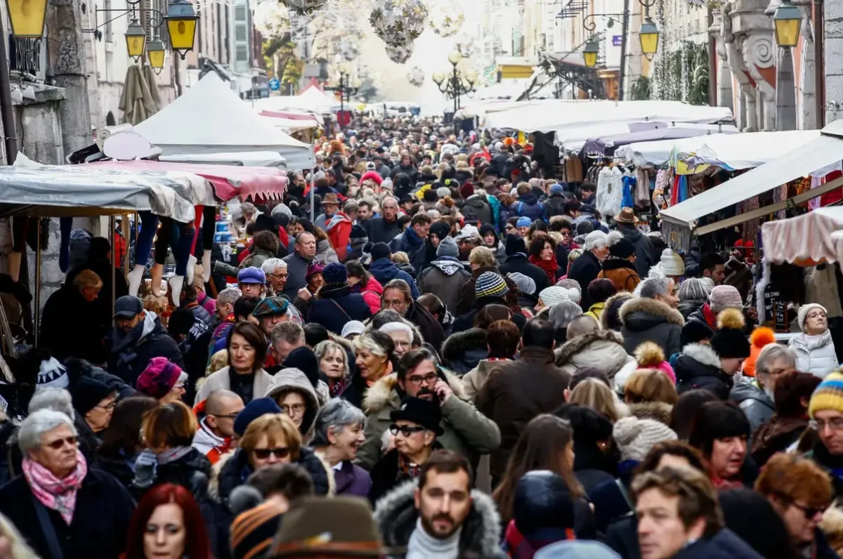 la foire de la saint André dans les rues d'Annecy
