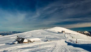 Ce lieu de Haute-Savoie est idéal pour une sortie familiale en hiver