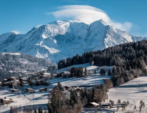 Ce village de Haute-Savoie offre une vue spectaculaire à ses visiteurs