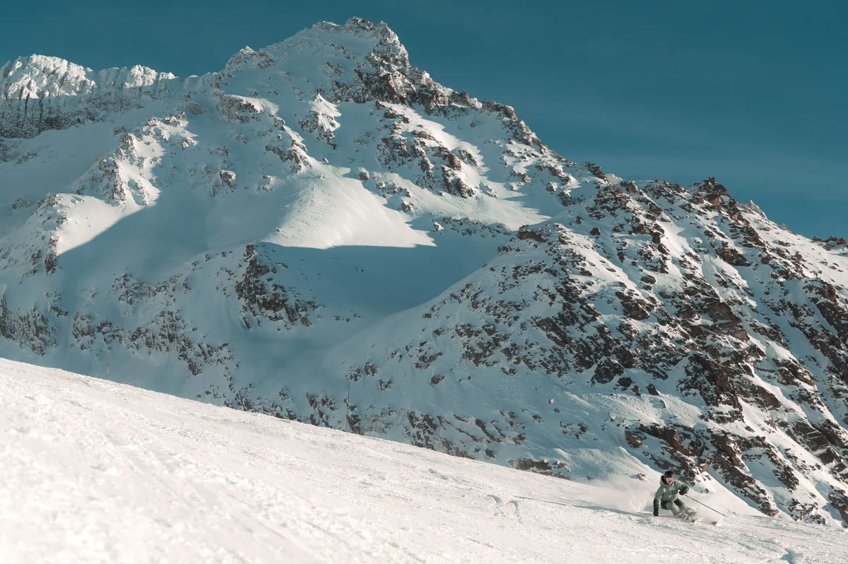 Enneigement de fin de saison en altitude