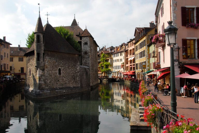 La vieille ville d'Annecy et son canal